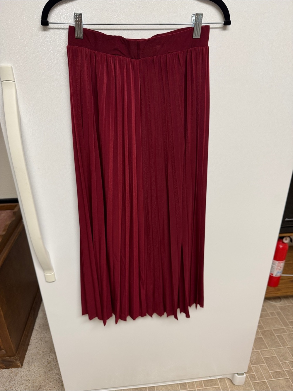 New Mix Pleated Midi Skirt - Burgundy